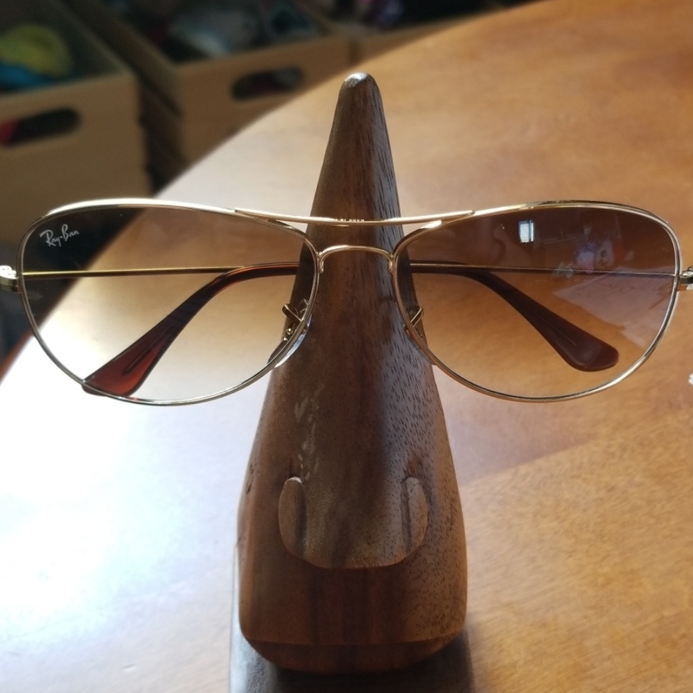 Ray Ban, Cockpit